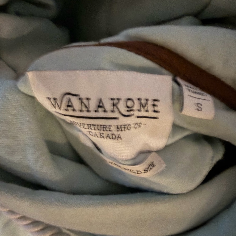 Wanakome Light Blue Hoodie with Brown Detail - Picture 2 of 3
